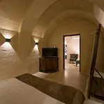 Hotel Luvi Cave