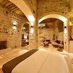Hotell Luvi Cave 3*