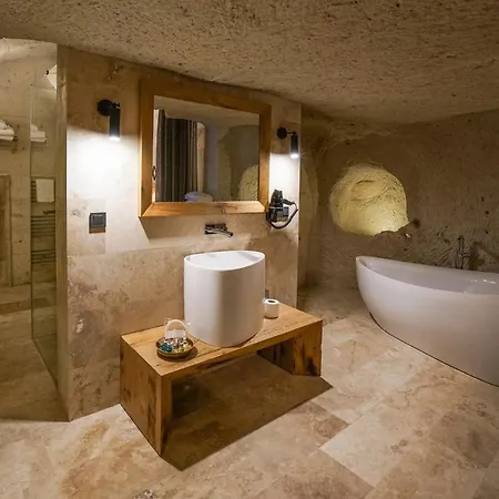 Hotel Luvi Cave