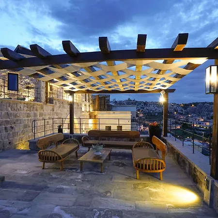 Luvi Cave Hotel 3*