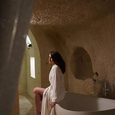 Luvi Cave Hotel 3*