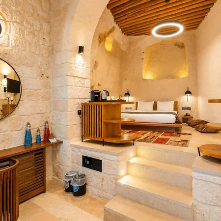 Hotell Luvi Cave 3*