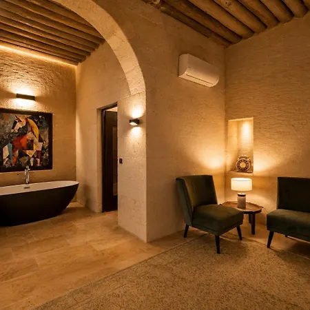 Luvi Cave Hotell