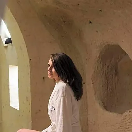 Luvi Cave Hotel 3*