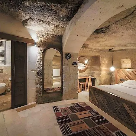 Luvi Cave