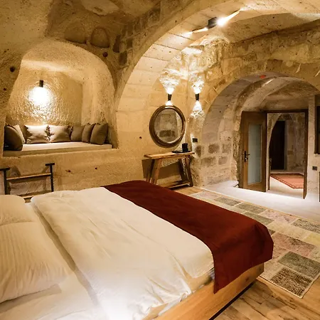 Hotel Luvi Cave 3*
